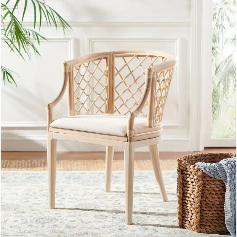 Retro, artistic, and European-style rattan grid armchair