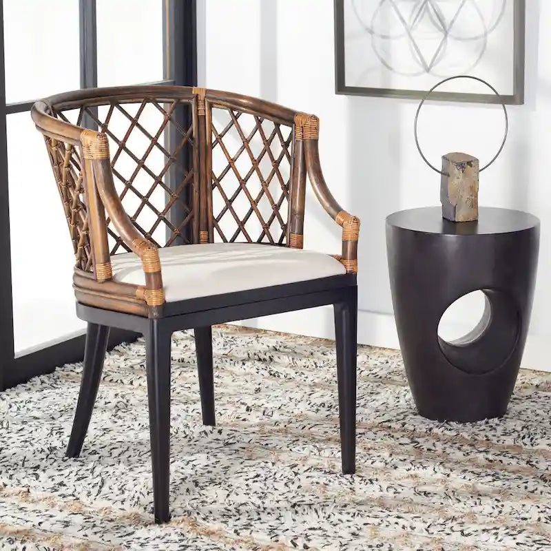 Retro, artistic, and European-style rattan grid armchair