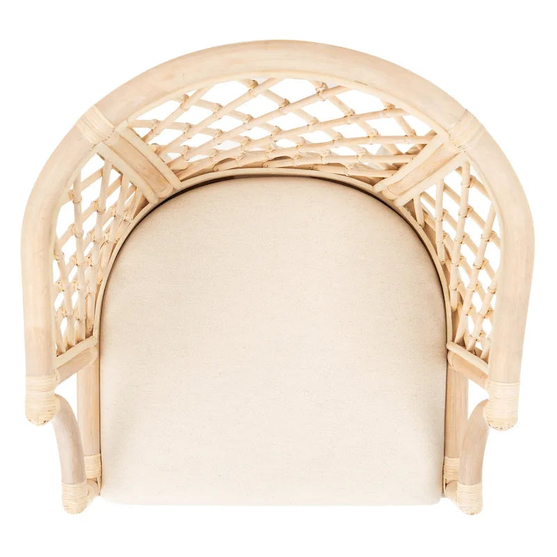 Retro, artistic, and European-style rattan grid armchair