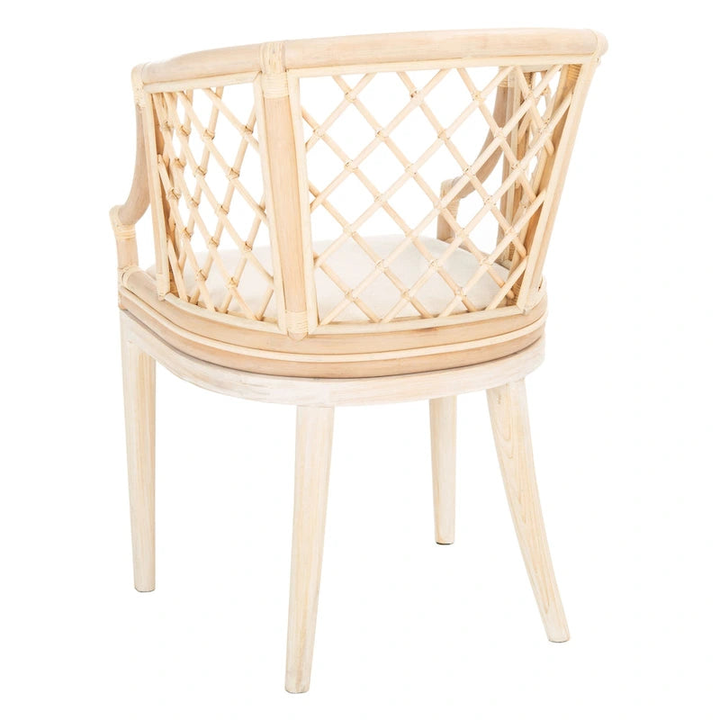 Retro, artistic, and European-style rattan grid armchair