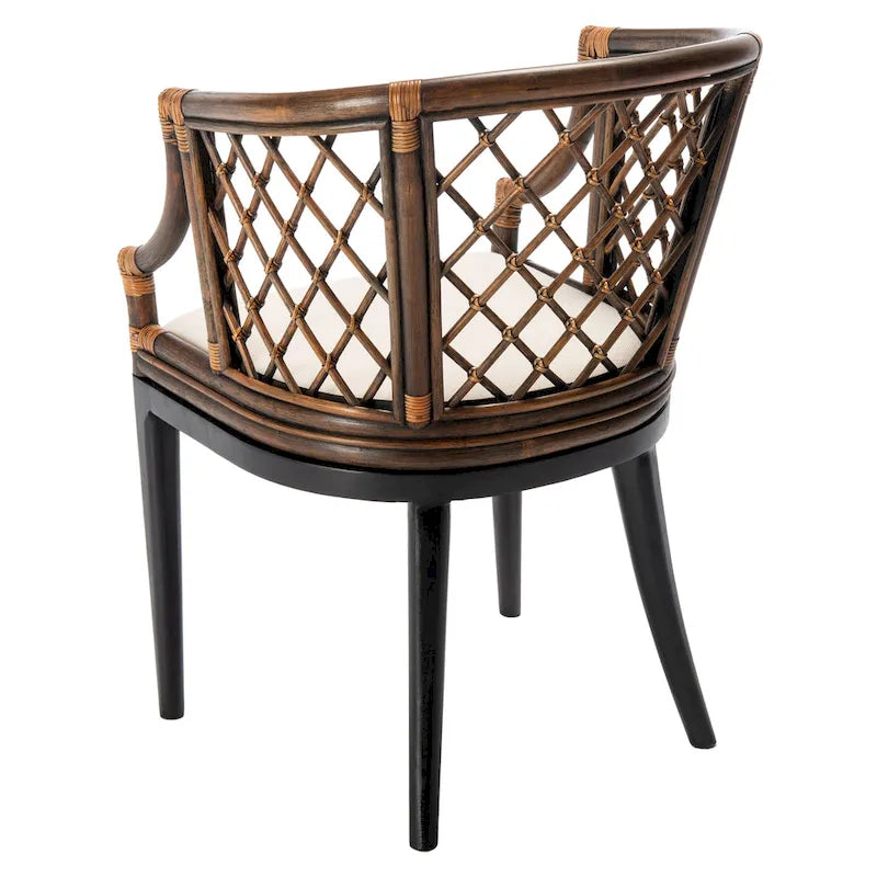Retro, artistic, and European-style rattan grid armchair